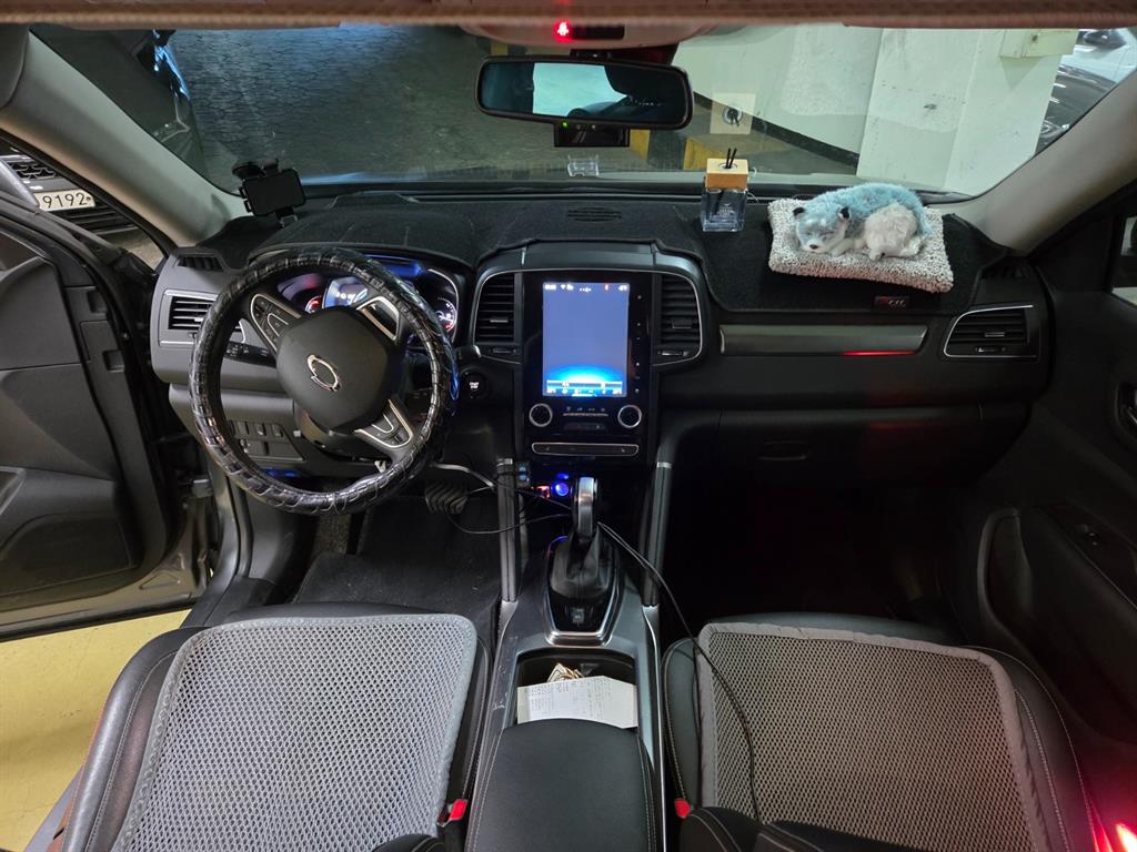 SAMSUNG QM6 - Vista 8