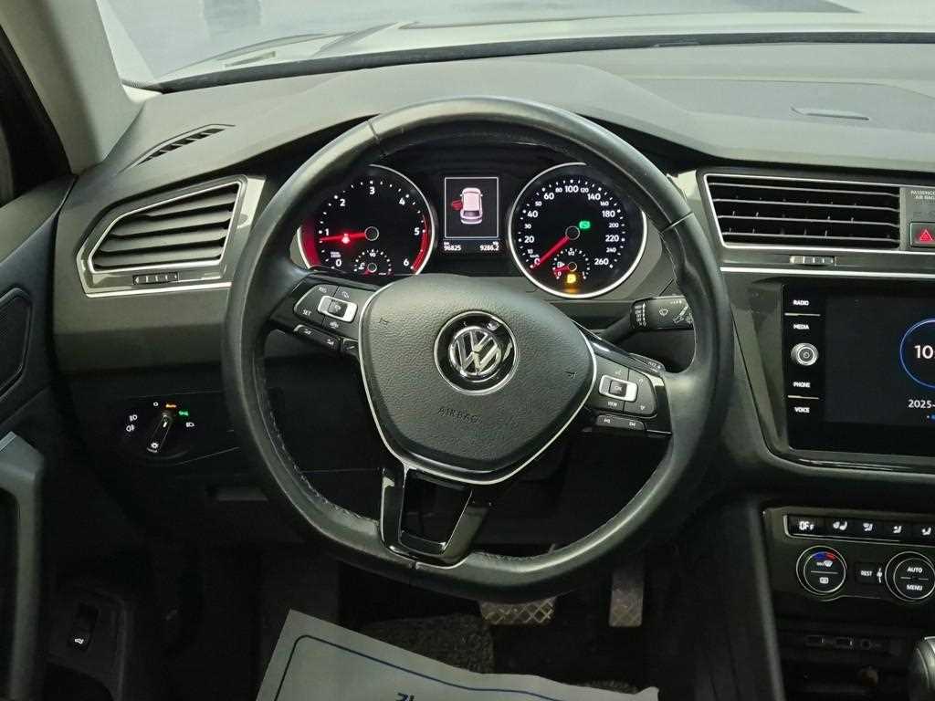 Volkswagen Tiguan - Vista 9