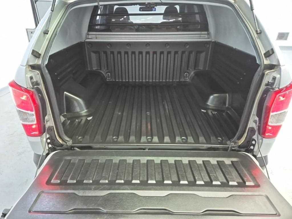 Ssangyong Rexton 2020 Plateado - Importación desde Corea - HF Imports Iquique - Foto 18