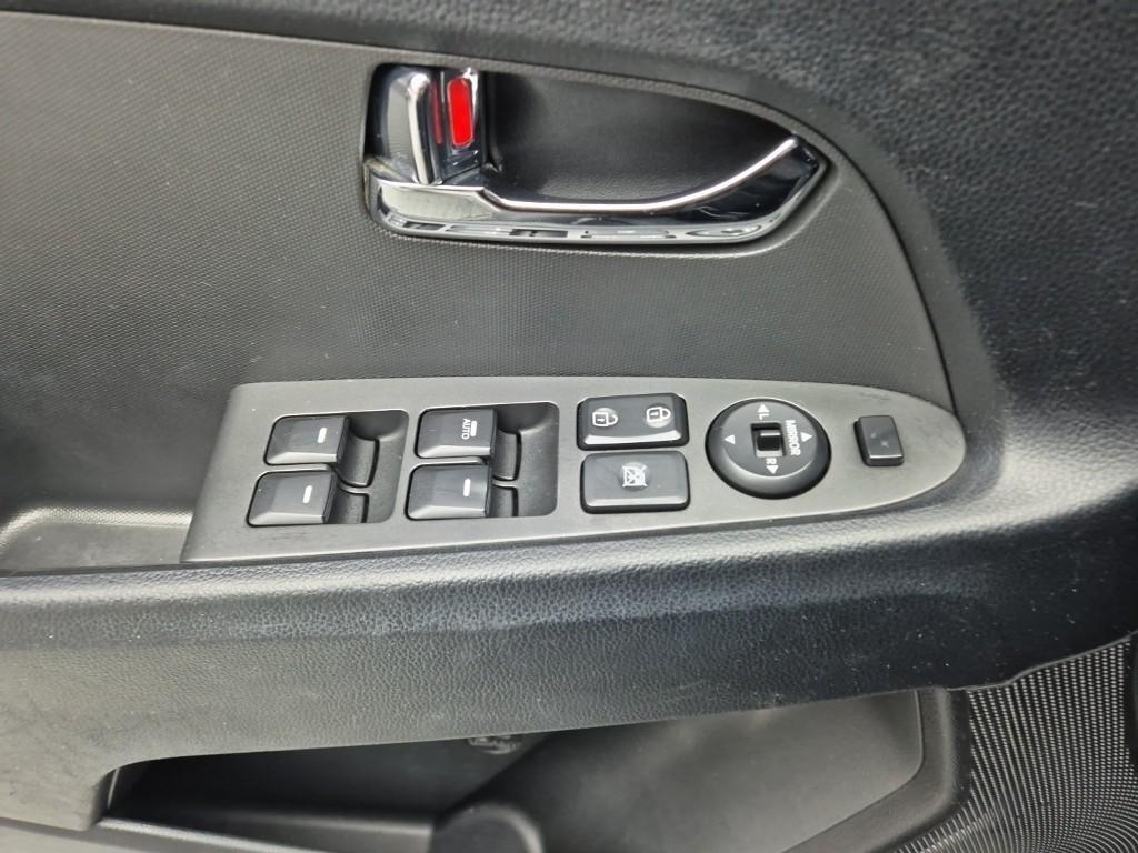 KIA Sportage - Vista 11