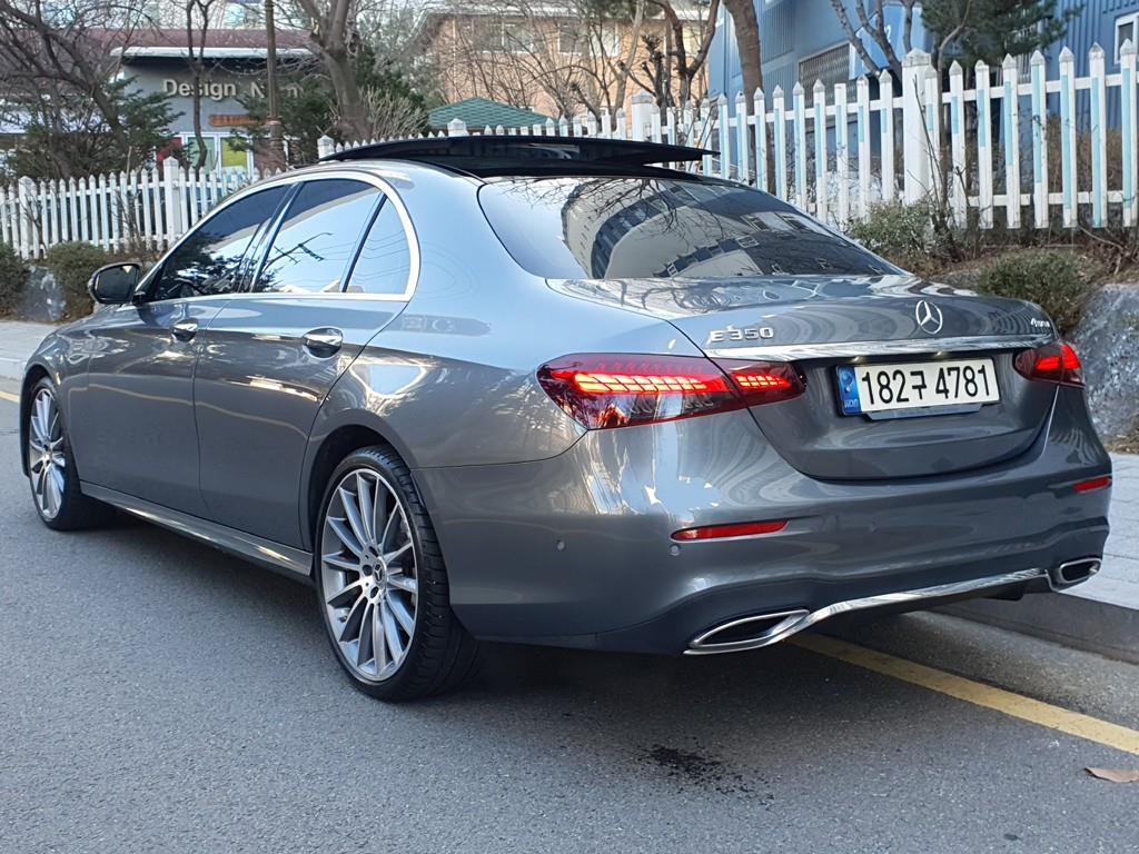 Mercedes Benz E class - Vista 6