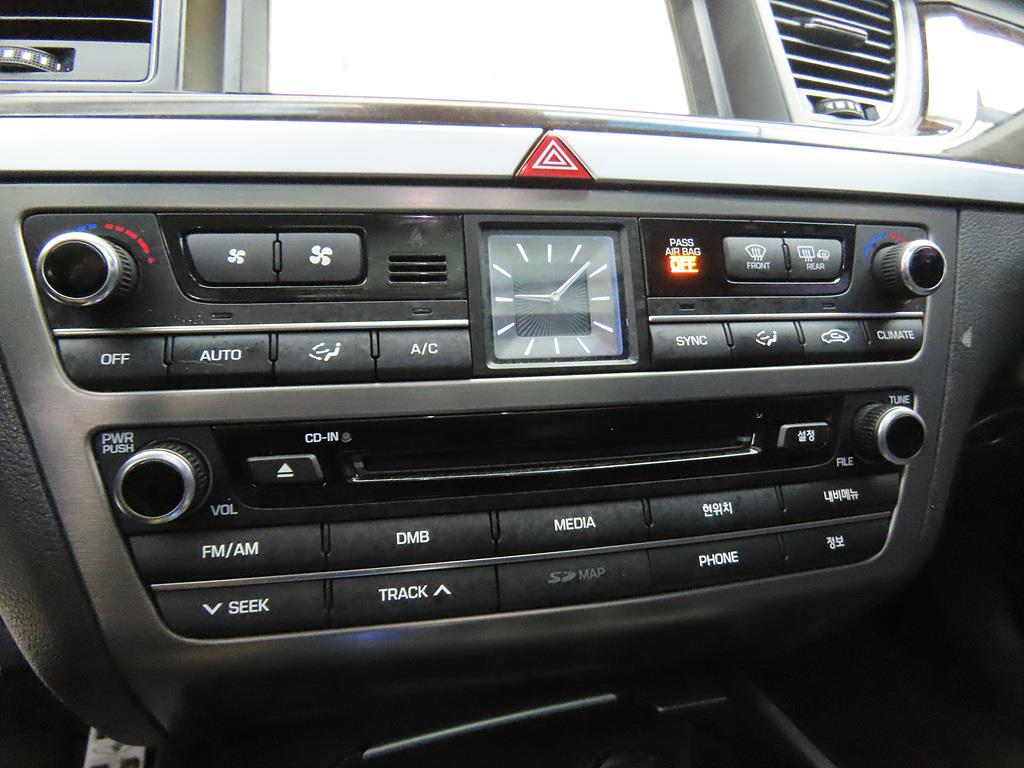 HYUNDAI Genesis 2016 Blanco - Importación desde Corea - HF Imports Iquique - Foto 14