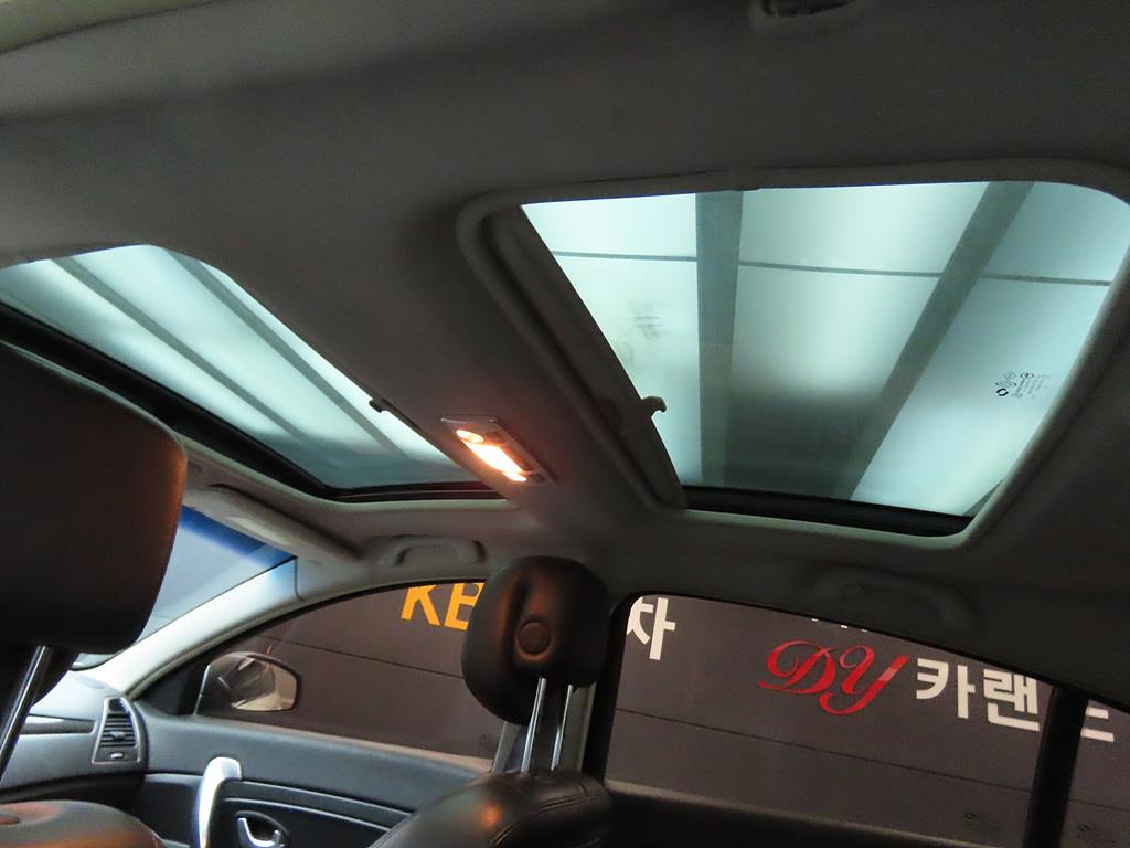 SAMSUNG SM5 2010 Blanco - Importación desde Corea - HF Imports Iquique - Foto 18