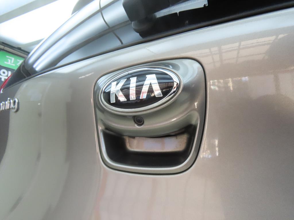 KIA Morning 2016 Gris - Importación desde Corea - HF Imports Iquique - Foto 17