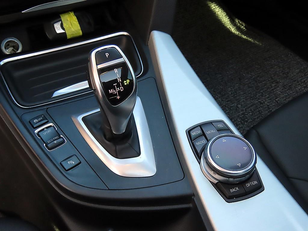 BMW 4 Series - Vista 11