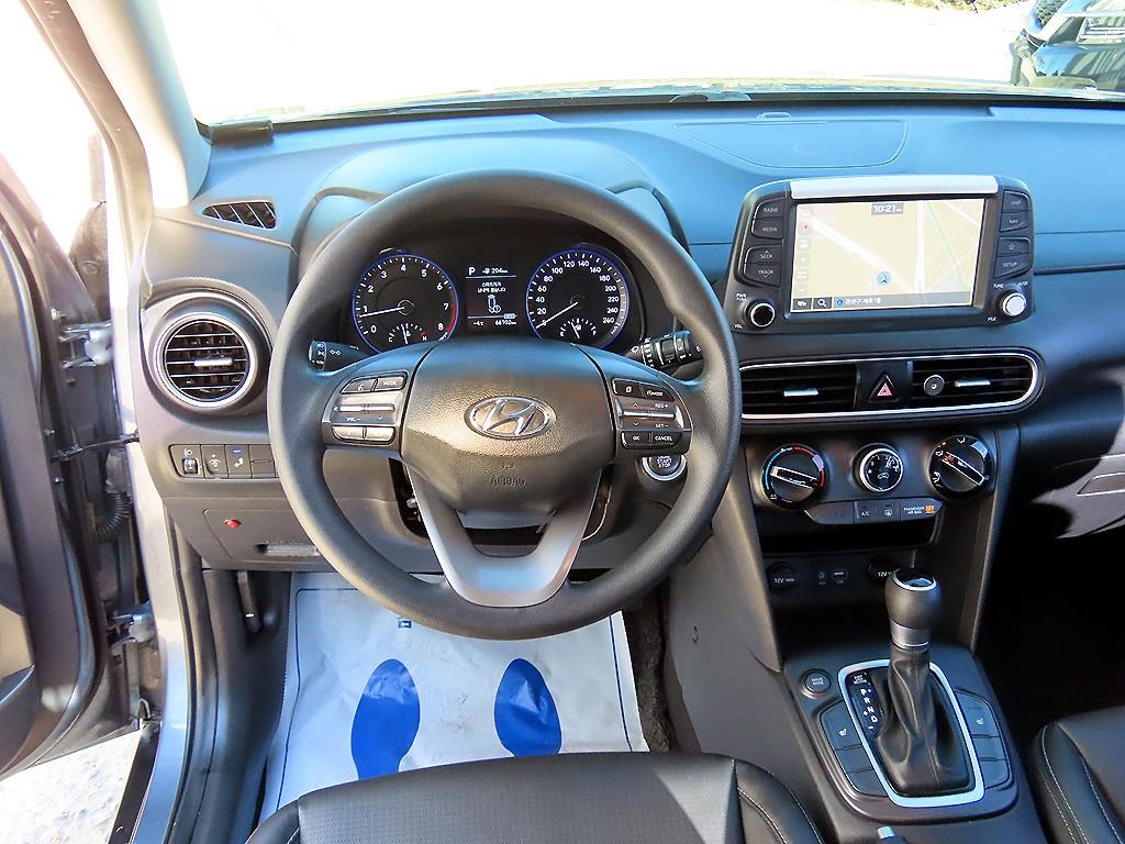 HYUNDAI Kona - Vista 8