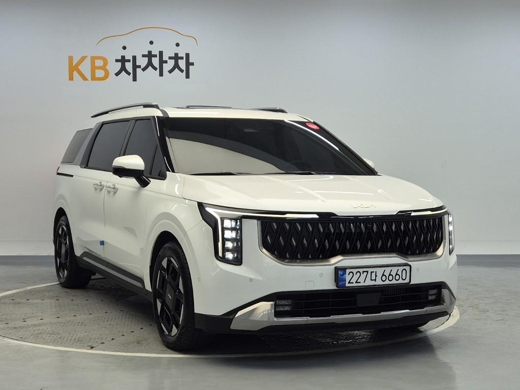 KIA Carnival - Vista 4