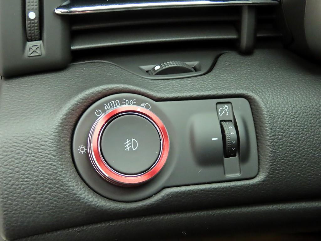 Chevrolet Malibu - Vista 11