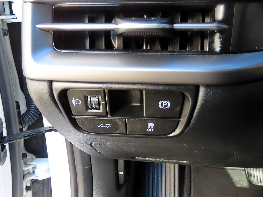 HYUNDAI Grandeur - Vista 12