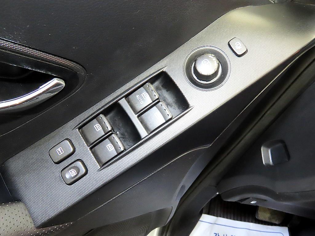 Ssangyong Korando 2012 Gris - Importación desde Corea - HF Imports Iquique - Foto 13