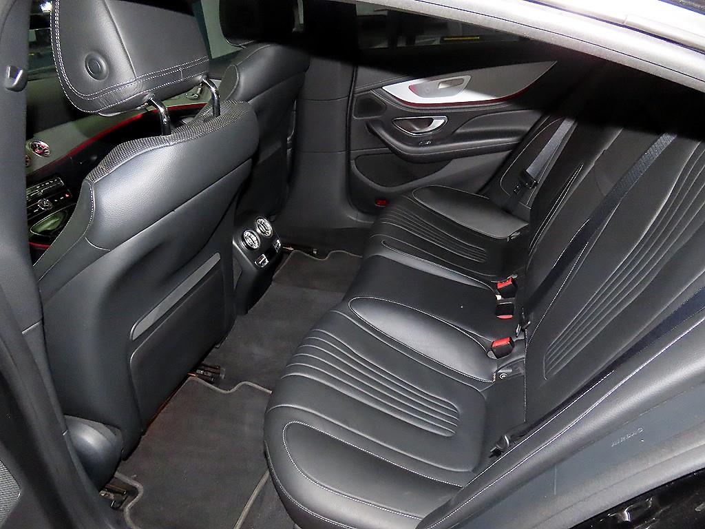 Mercedes Benz CLS Class - Vista 7