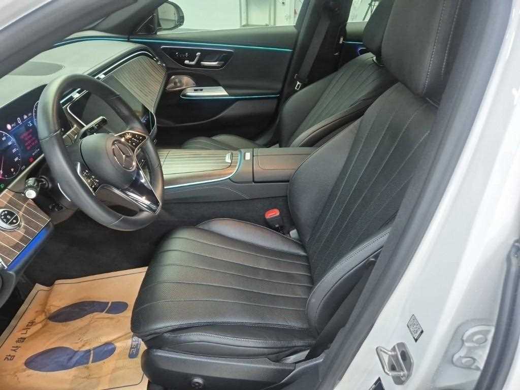 Mercedes Benz E class - Vista 11