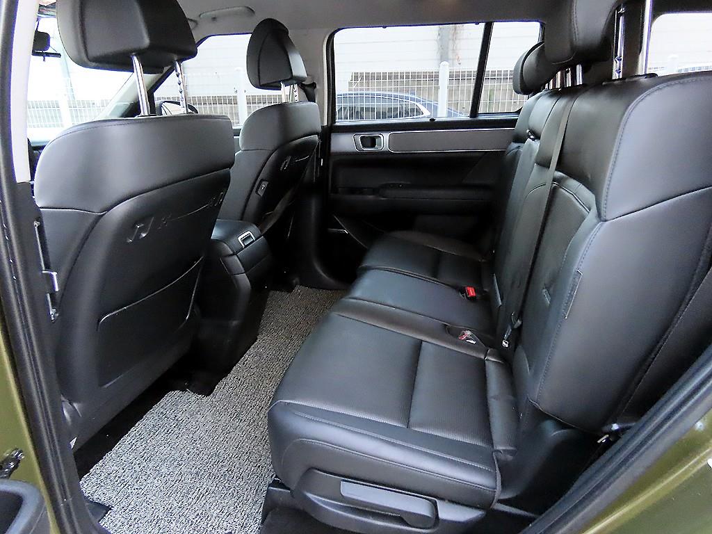 HYUNDAI Santa Fe - Vista 6