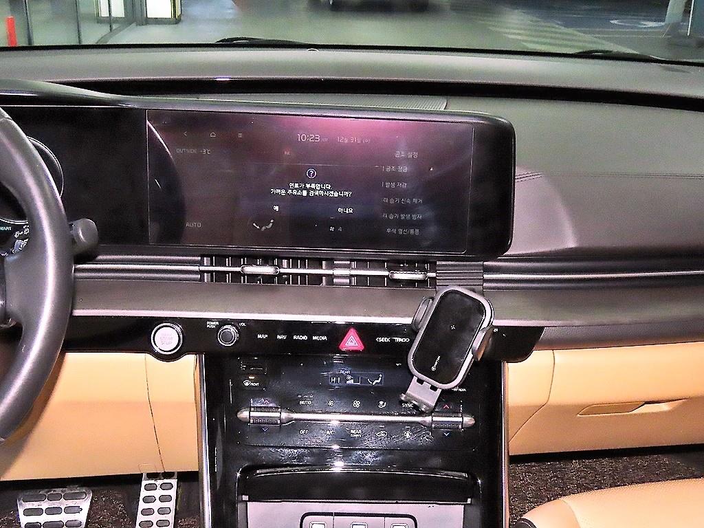 KIA Carnival - Vista 11