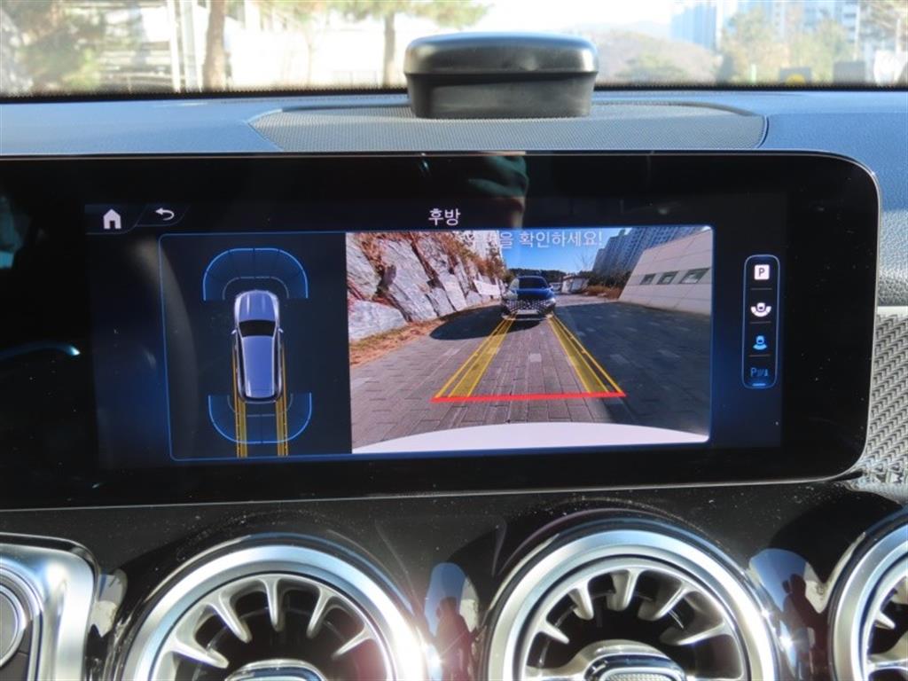 Mercedes Benz GLB Class 2025 - Importación desde Corea - HF Imports Iquique - Foto 10