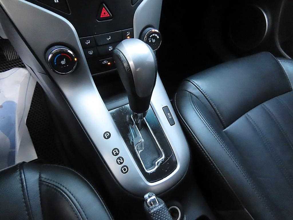 Chevrolet Cruise - Vista 10