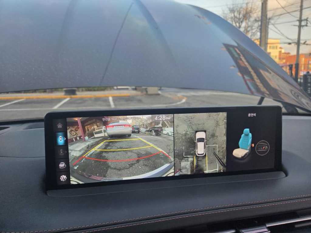 Genesis GV70 - Vista 9