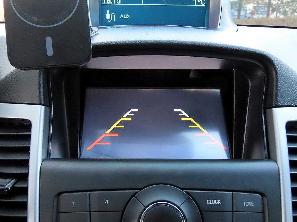 Chevrolet Cruise 2012 Azul - Importación desde Corea - HF Imports Iquique - Foto 15