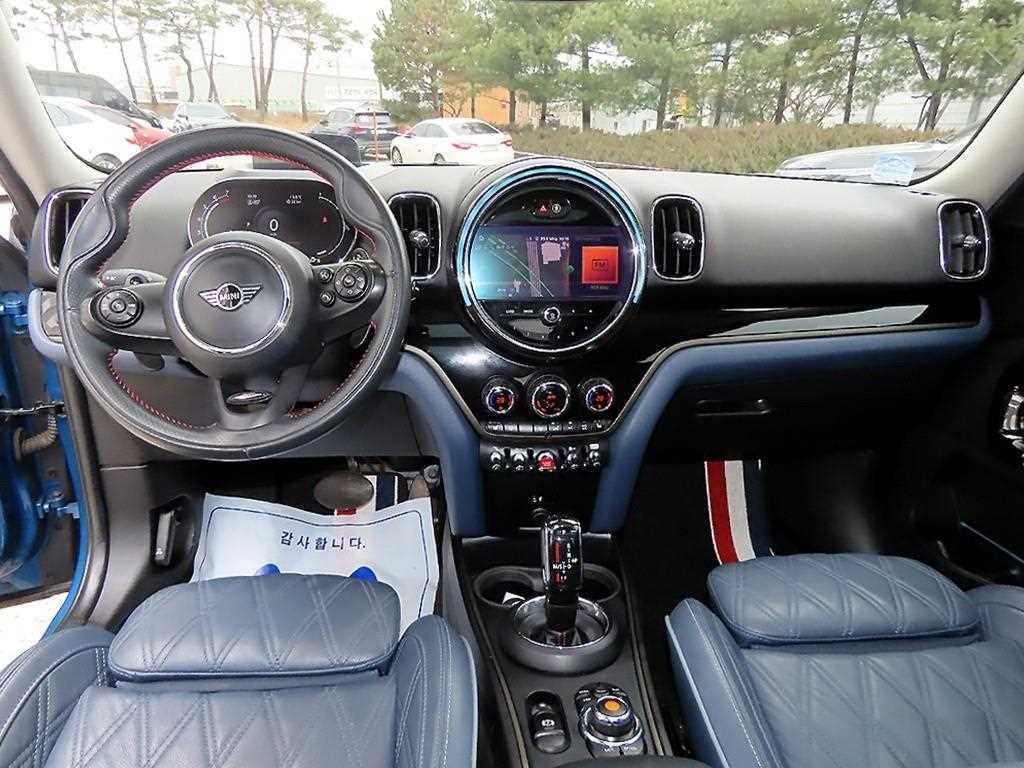 Mini Countryman - Vista 7