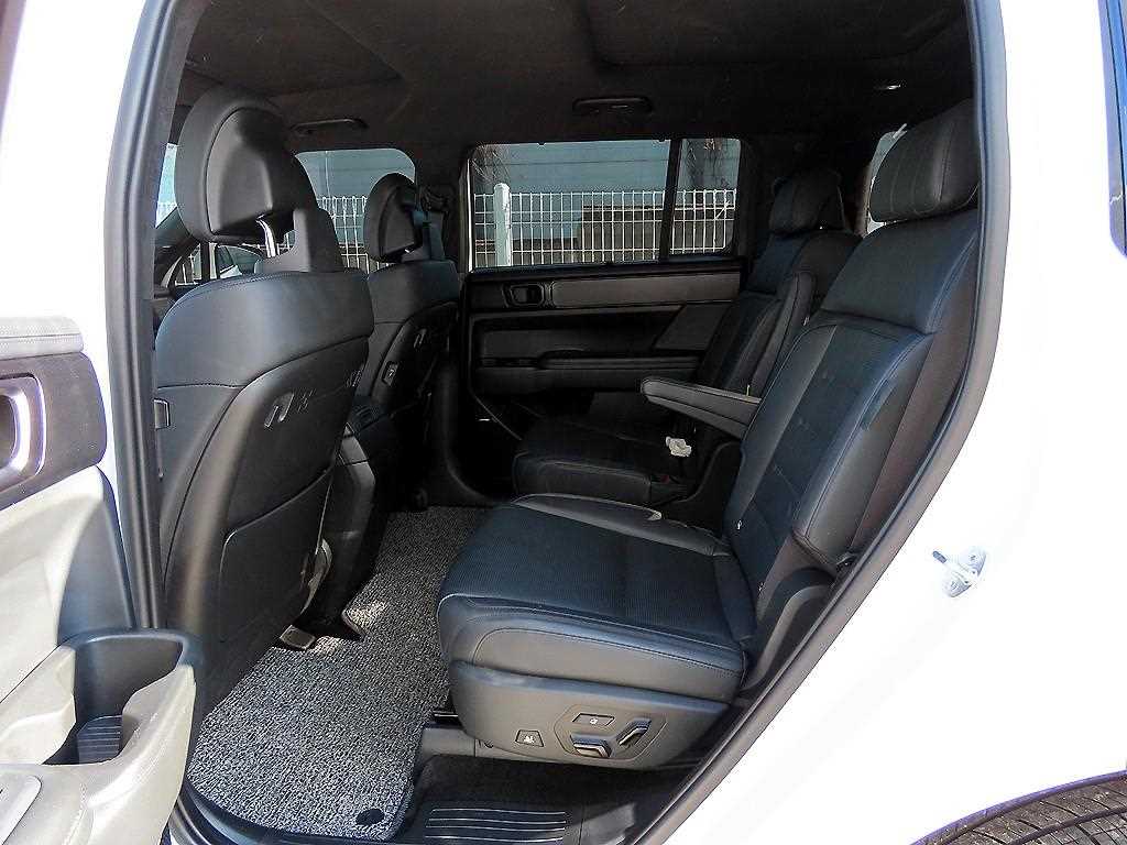 HYUNDAI Santa Fe - Vista 6