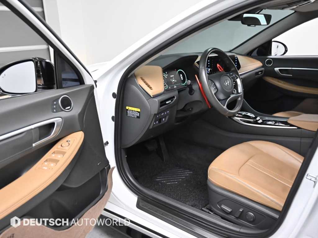 HYUNDAI Sonata - Vista 11