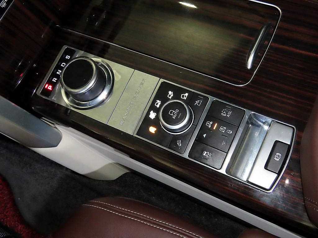 Land Rover Range Rover - Vista 11