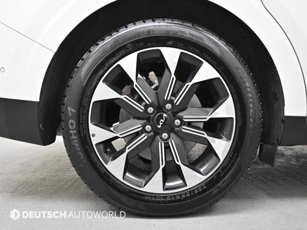 KIA Carnival - Vista 5