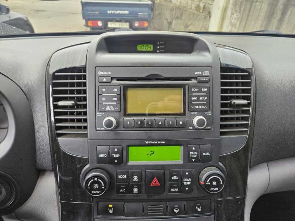 KIA Carnival - Vista 7
