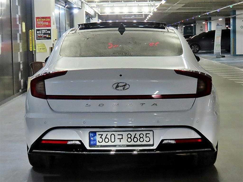 HYUNDAI Sonata - Vista 5