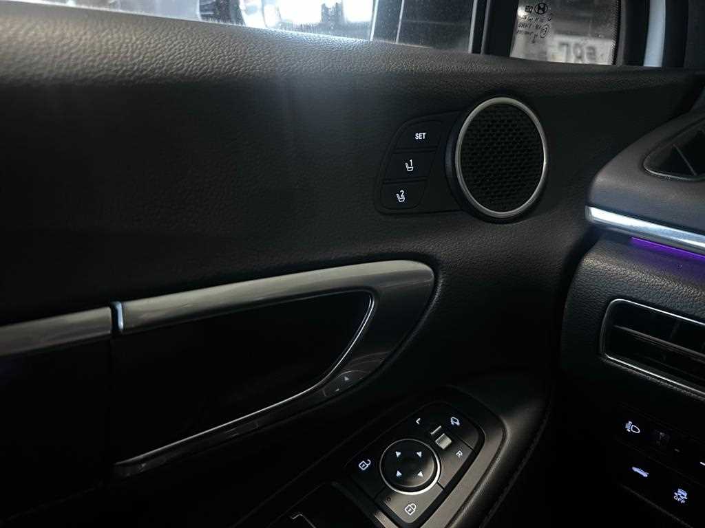 HYUNDAI Sonata - Vista 6