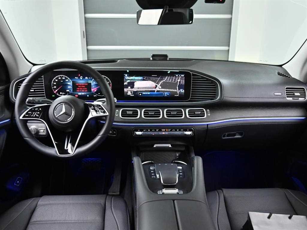 Mercedes Benz GLE Class - Vista 7