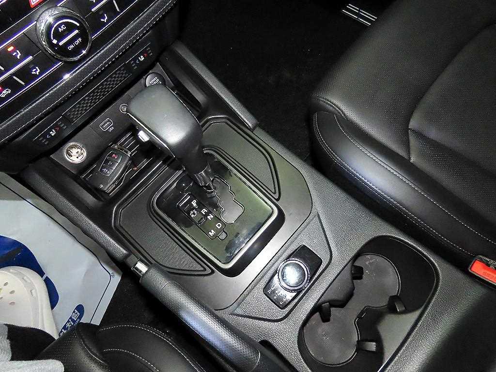 Ssangyong Rexton - Vista 9