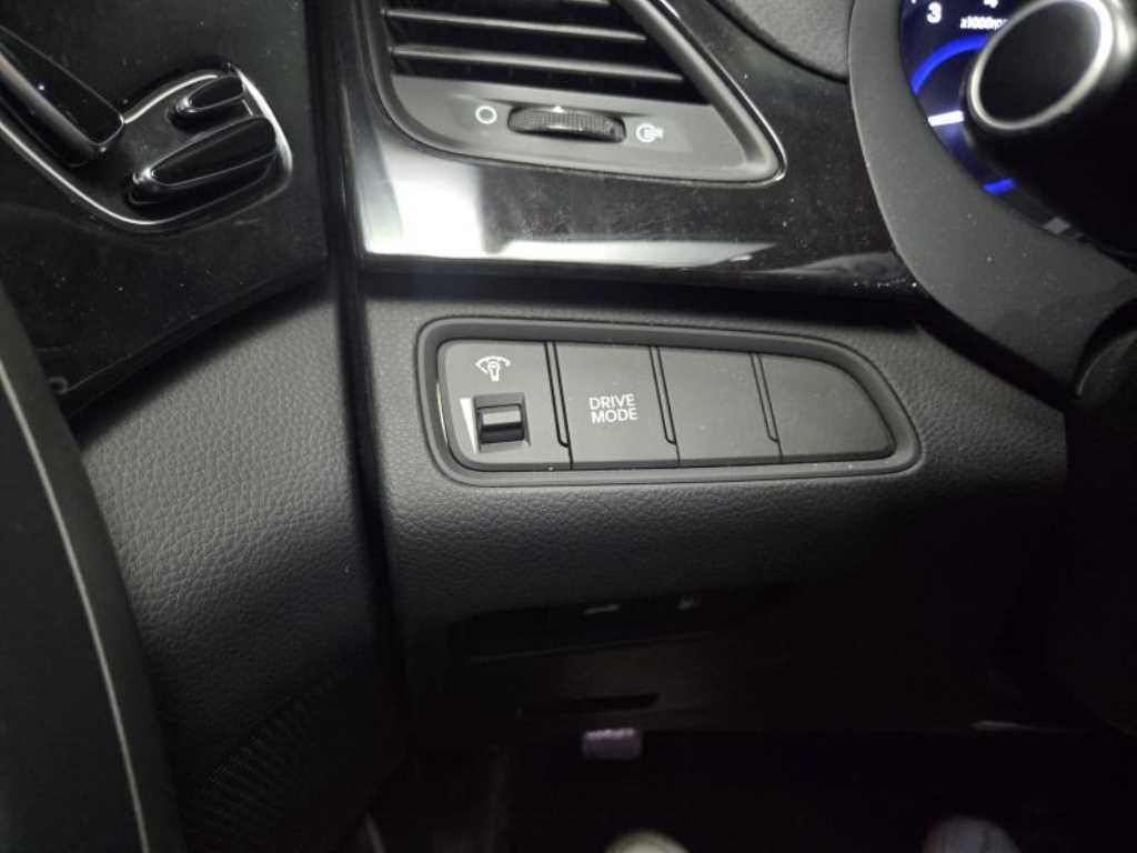 HYUNDAI Grandeur 2017 Negro - Importación desde Corea - HF Imports Iquique - Foto 13