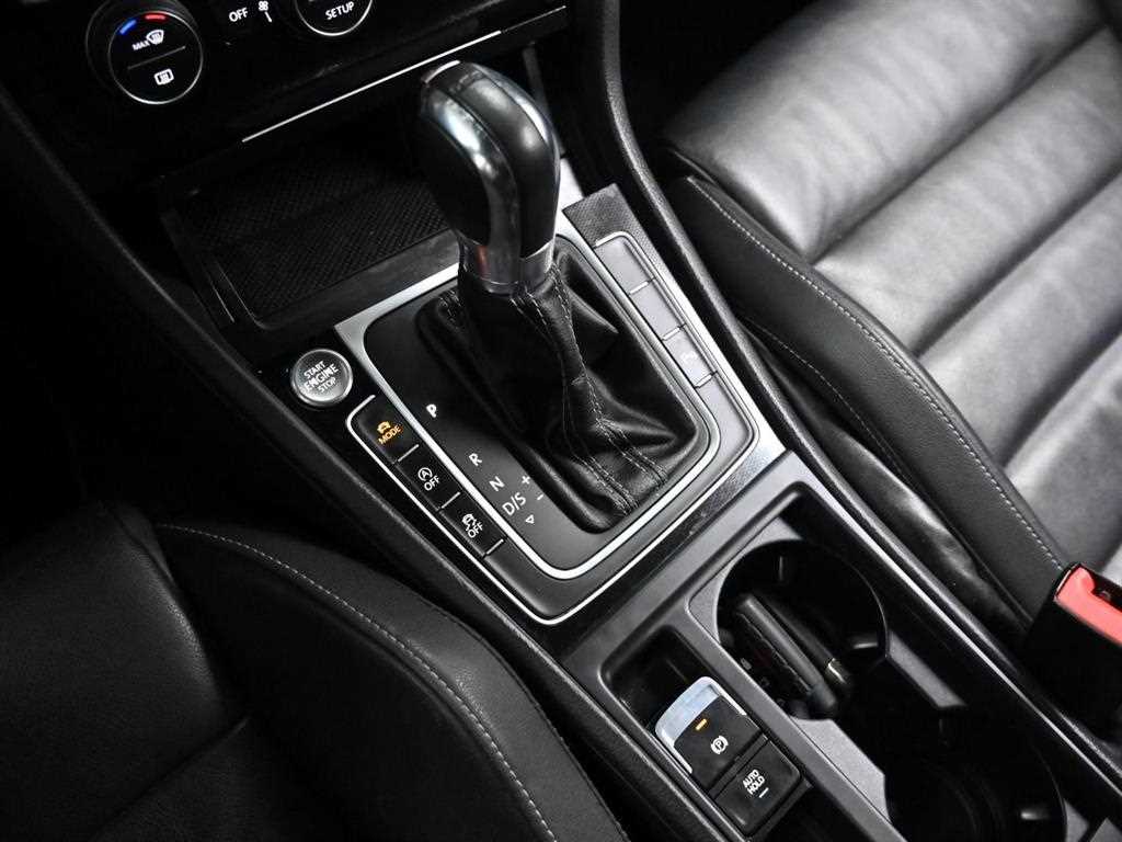 Volkswagen Golf - Vista 9