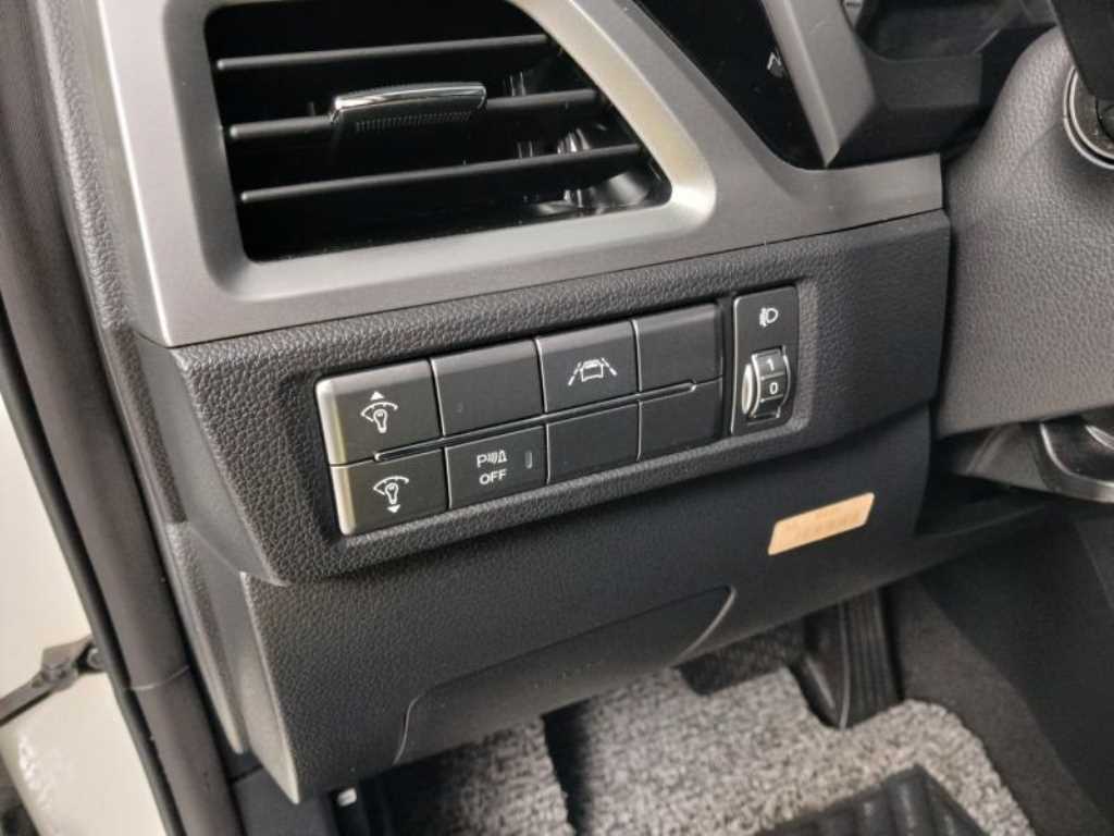 Ssangyong Korando - Vista 12