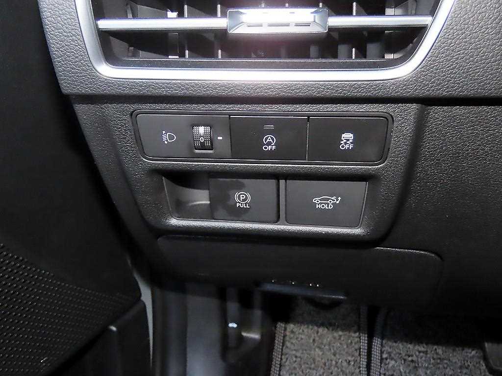 HYUNDAI Sonata - Vista 11