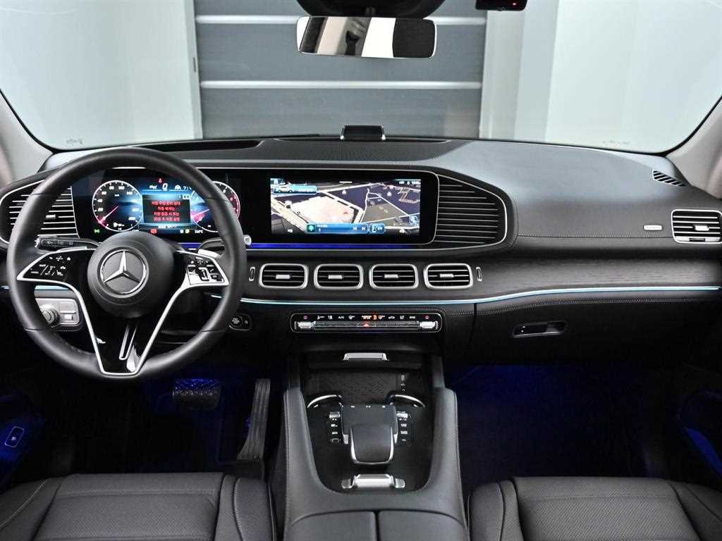 Mercedes Benz GLE Class - Vista 7