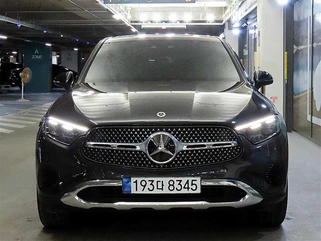 Mercedes Benz GLC Class - Vista 2