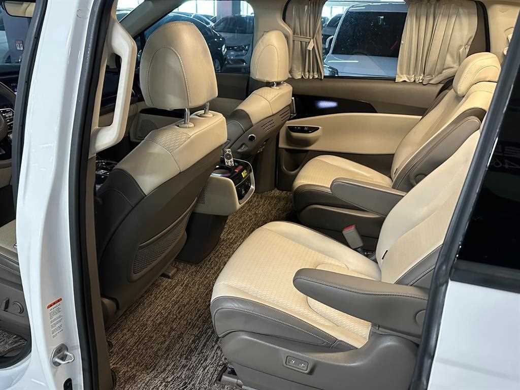 KIA Carnival 2023 Blanco - Importación desde Corea - HF Imports Iquique - Foto 16