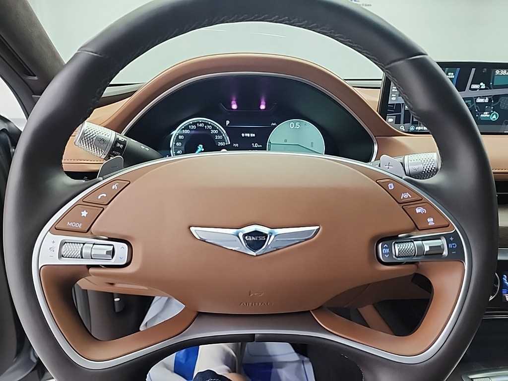 Genesis G80 - Vista 9