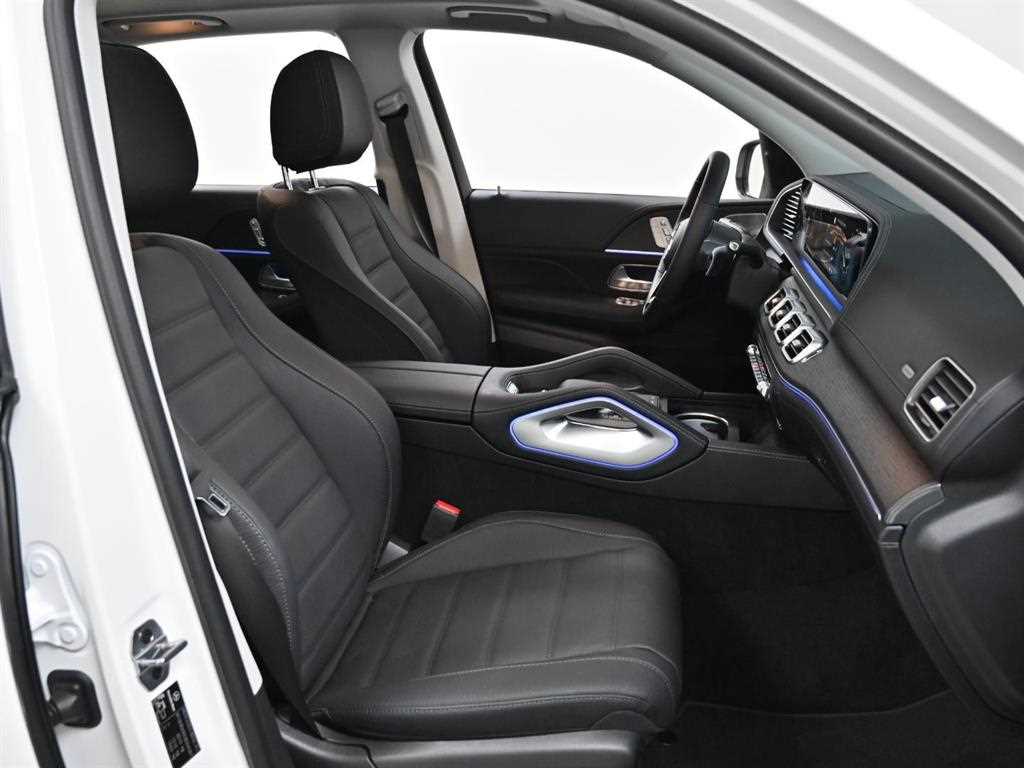 Mercedes Benz GLE Class - Vista 10