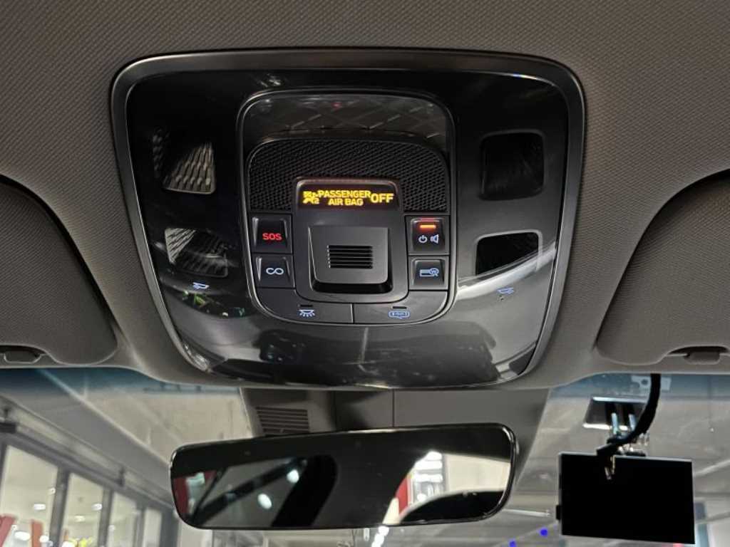 Genesis G80 - Vista 8