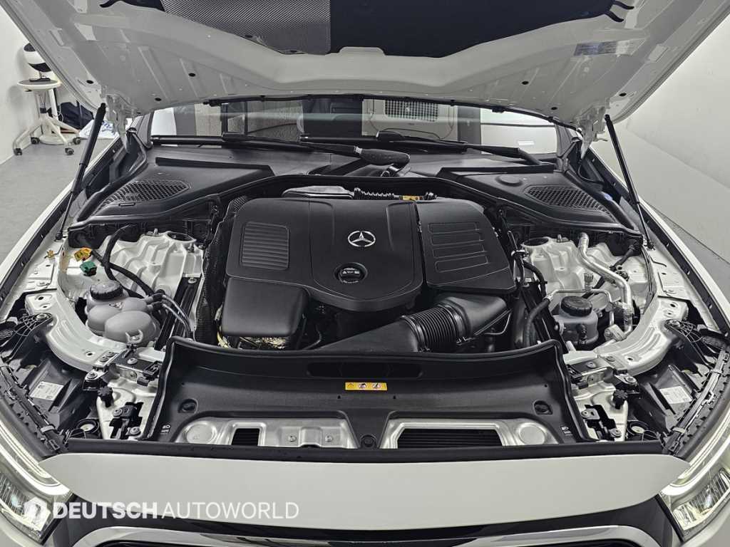 Mercedes Benz E class - Vista 6