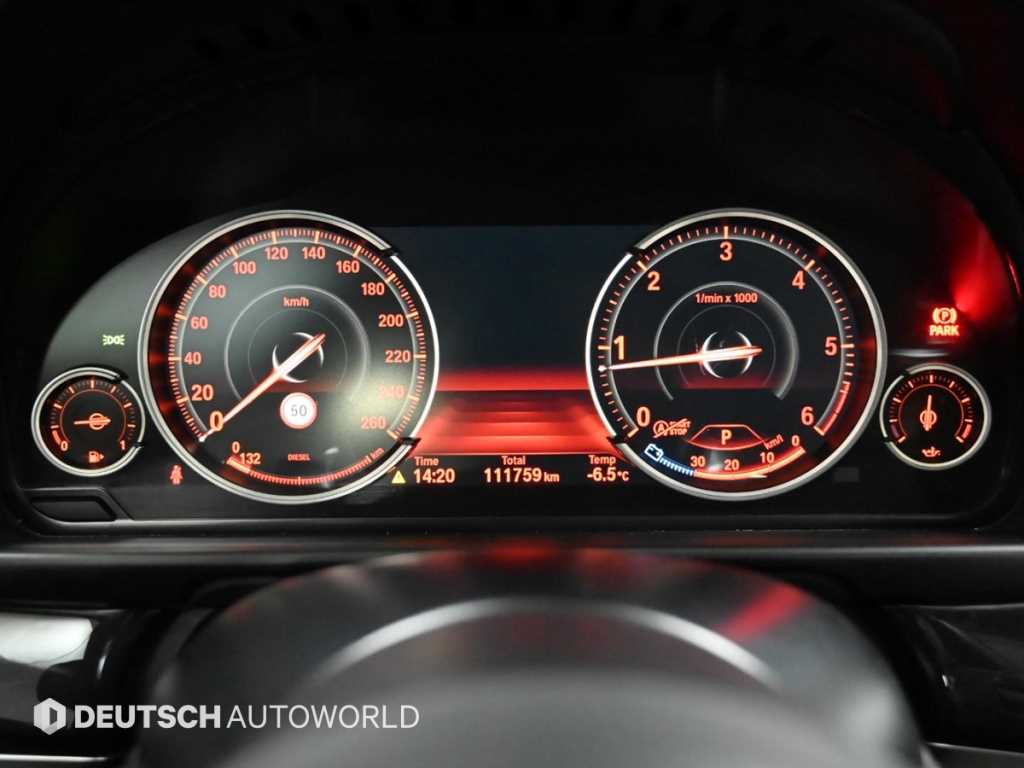 BMW 5 Series - Vista 8