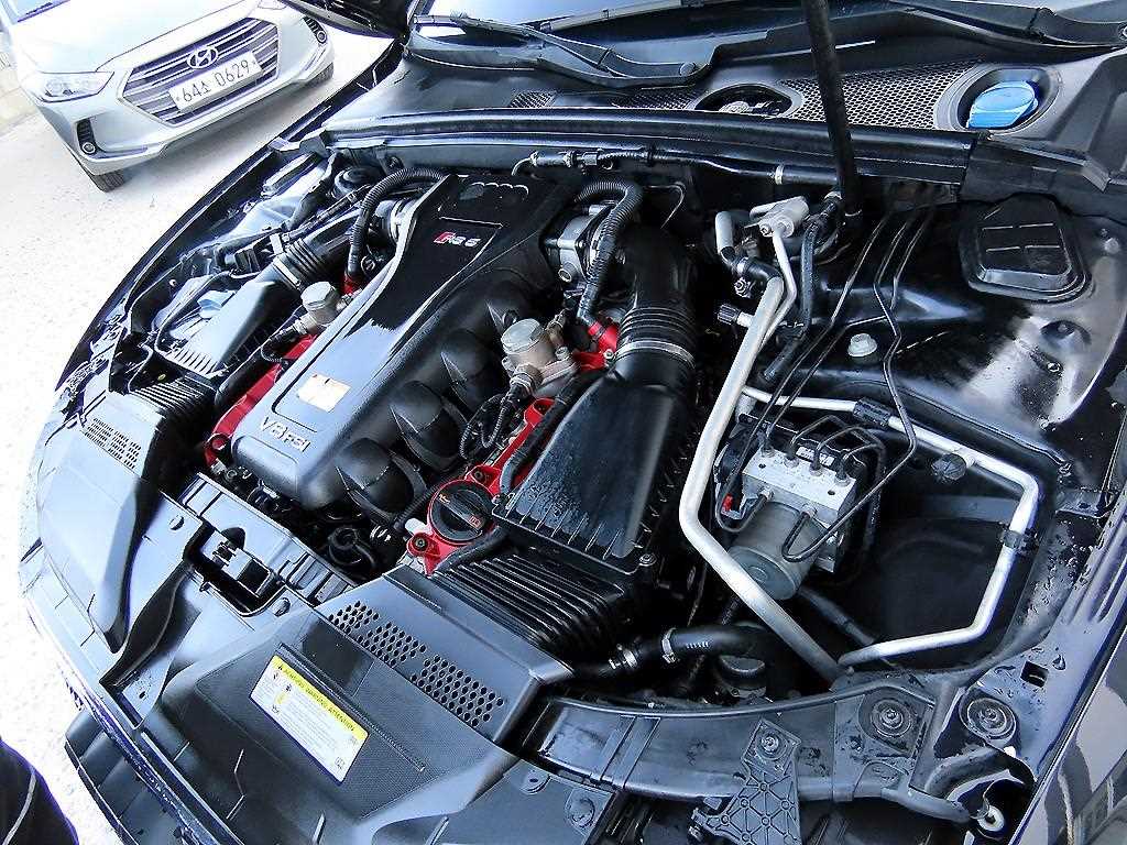 Audi RS5 2013 Negro - Importación desde Corea - HF Imports Iquique - Foto 19