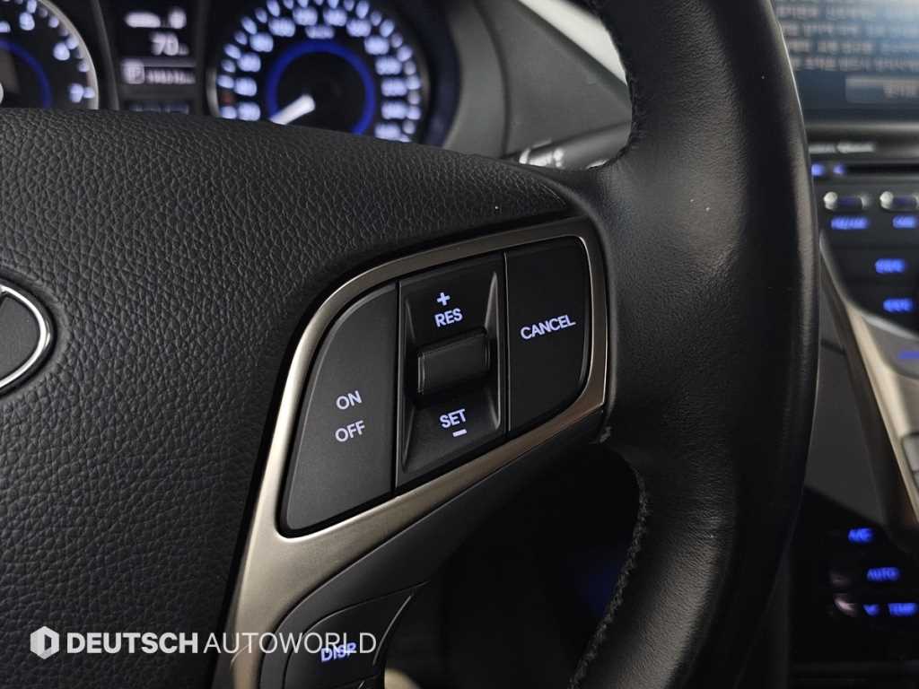 HYUNDAI Grandeur - Vista 10