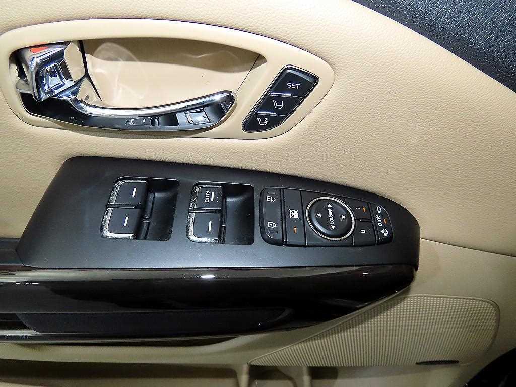 KIA Carnival 2016 Negro - Importación desde Corea - HF Imports Iquique - Foto 13