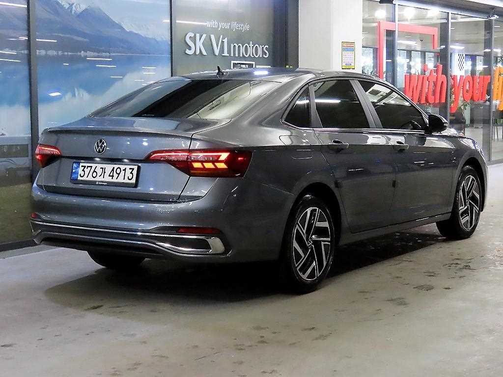 Volkswagen Jetta - Vista 4