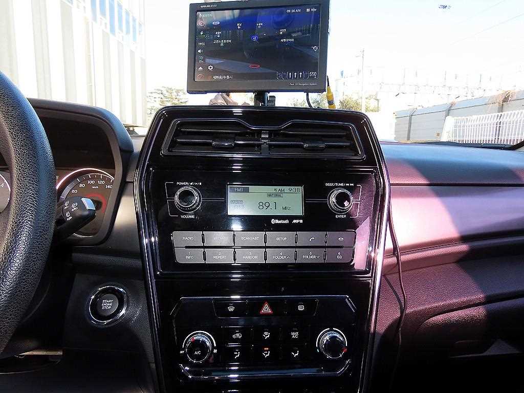 Ssangyong Tivoli 2020 Azul - Importación desde Corea - HF Imports Iquique - Foto 14