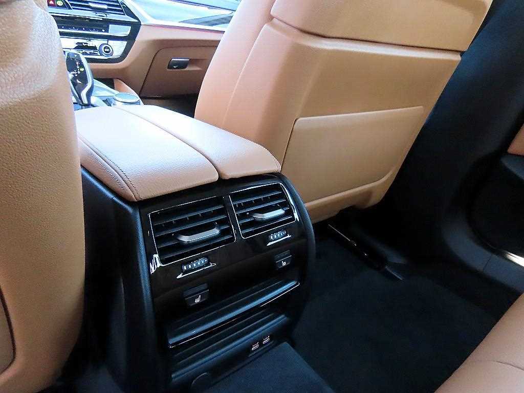 BMW 5 Series 2021 Blanco - Importación desde Corea - HF Imports Iquique - Foto 15